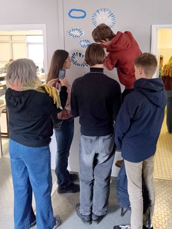 Collage des scotchs de couleur